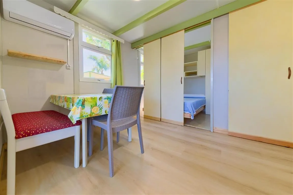 Glamping -Bungalows El Faro Conil De La Frontera Spanien