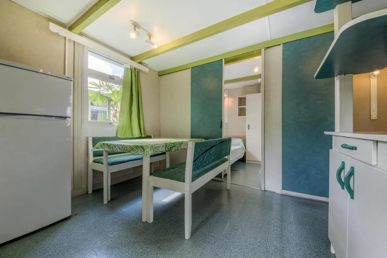 Glamping -Bungalows El Faro Conil De La Frontera 0*,